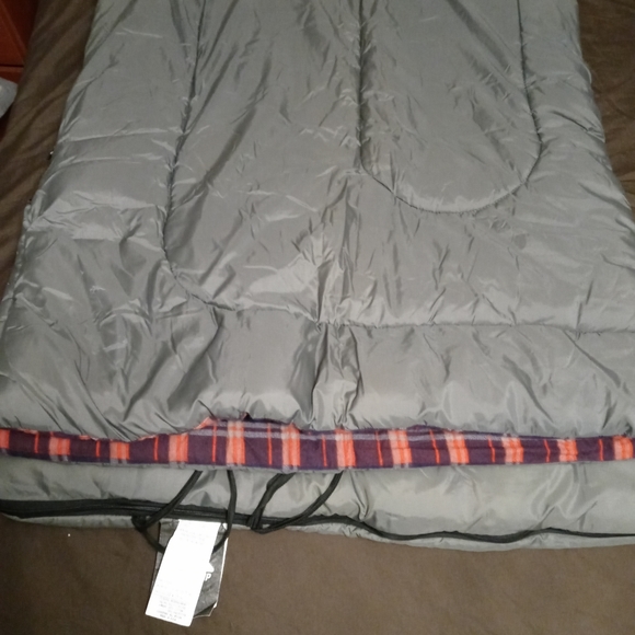 🦌🦃BASE CAMP💤SLEEPING BAG🎒🚜🏘 - Picture 2 of 16